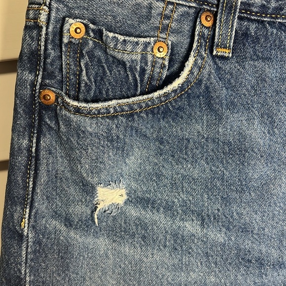 Levi’s 501 Original Fit High Rise Shorts Size 25 Medium Wash - Picture 3 of 9
